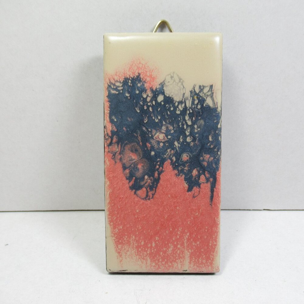 Hanging art tile